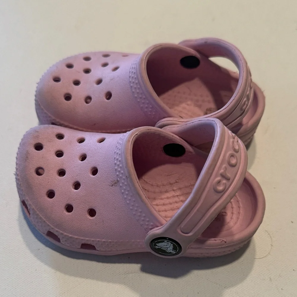 CROCS Kids Light Purple Water Shoes